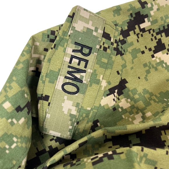 US Navy Type III Parka Working Green Digital Camo - Picture 2 of 4